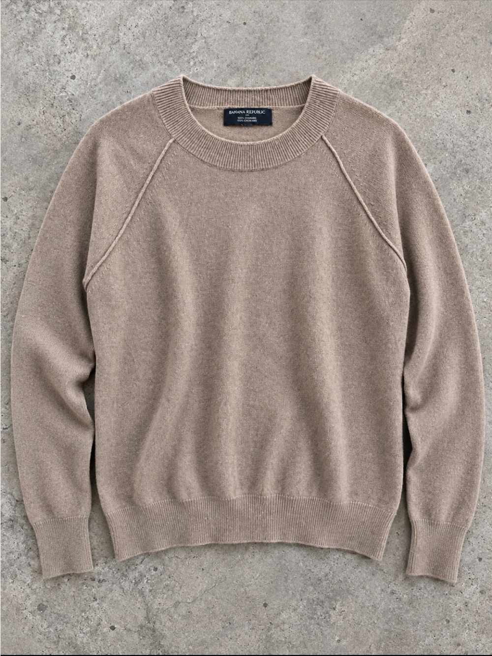 Banana Republic 100% Cashmere Sweater Woman Large Tan Roll Collar Raglan FLAW